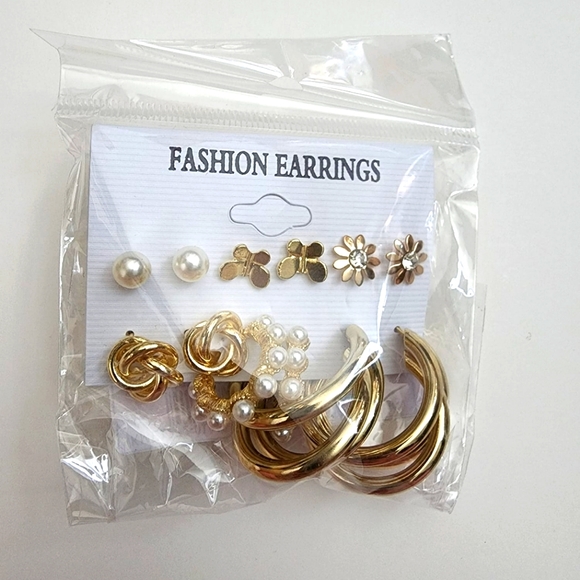 6 pairs Faux Pearl Flower Decor Earrings - Picture 3 of 3